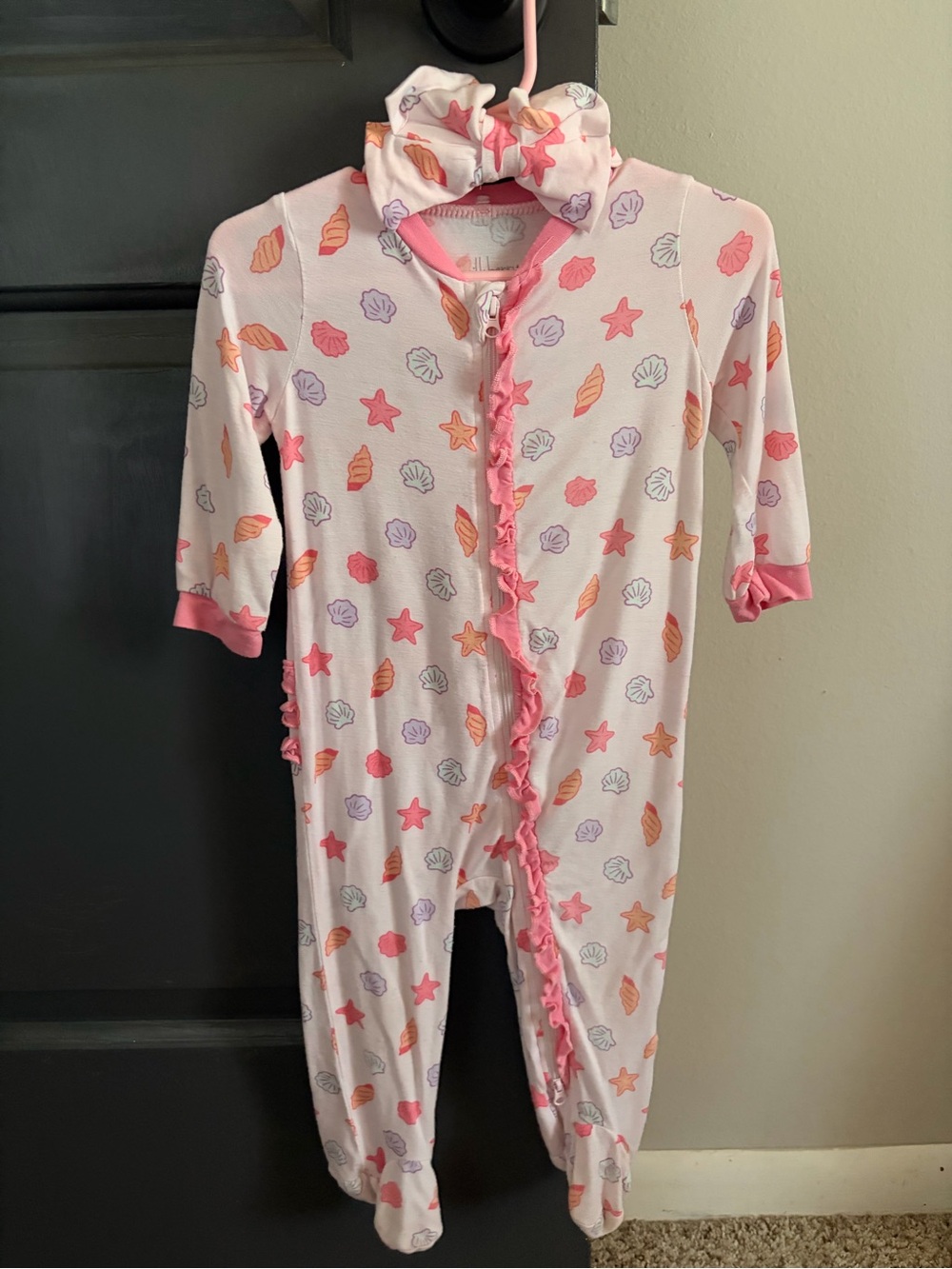 Milkberry footed pjs 6-9M